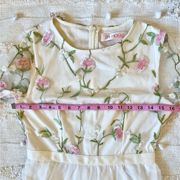 JJ’s House Embroidered Scoop A-line Lace Tulle Midi Dress - Picture 4 of 7